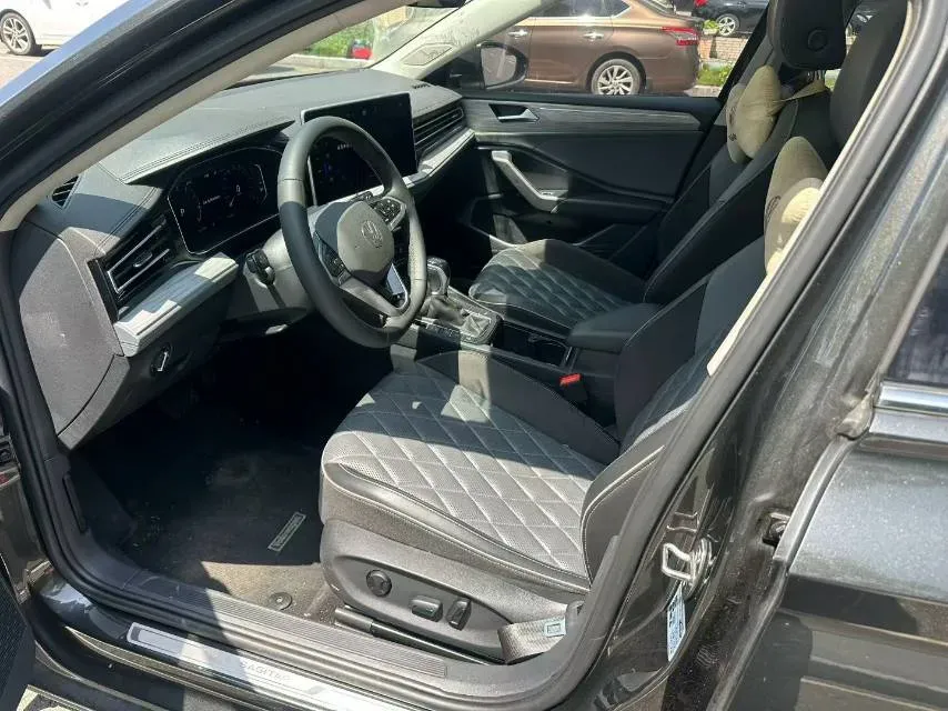 2023 Volkswagen Sagitar 1.5T 160HP L4 7DCT,autocango,china used car exporter,china ev exporter,chinese used car exporter,chinese used ev exporter