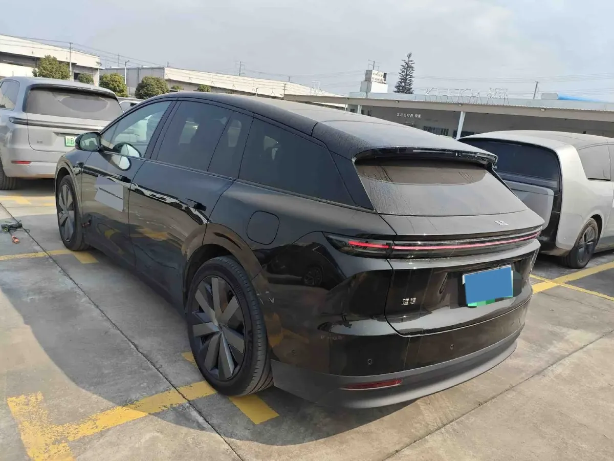 2025 Li i6 BEV,autocango,china used car exporter,china ev exporter,chinese used car exporter,chinese used ev exporter