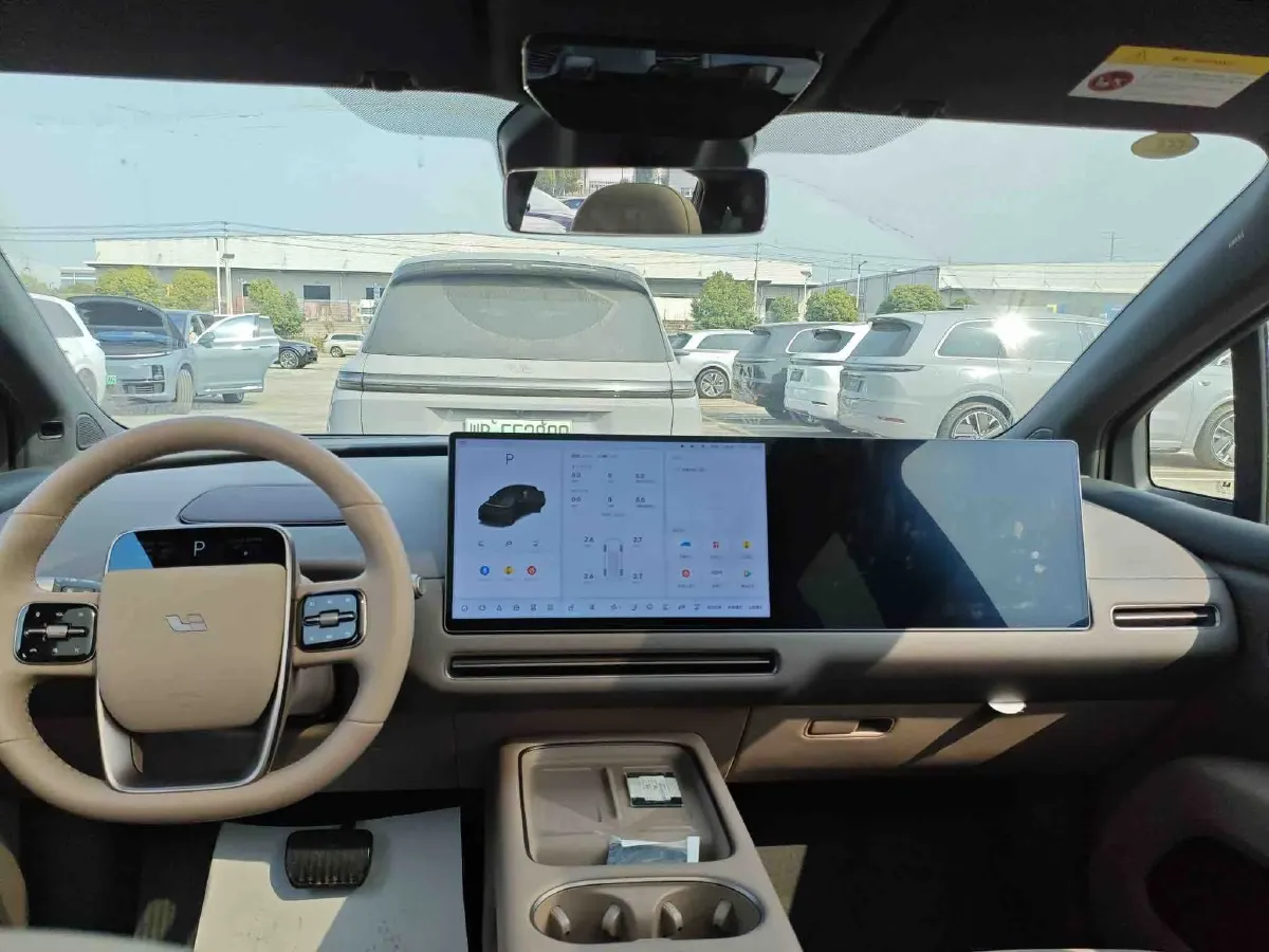 2025 Li i6 BEV,autocango,china used car exporter,china ev exporter,chinese used car exporter,chinese used ev exporter