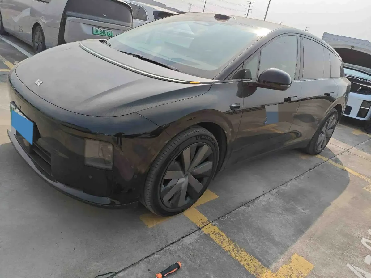 2025 Li i6 BEV,autocango,china used car exporter,china ev exporter,chinese used car exporter,chinese used ev exporter