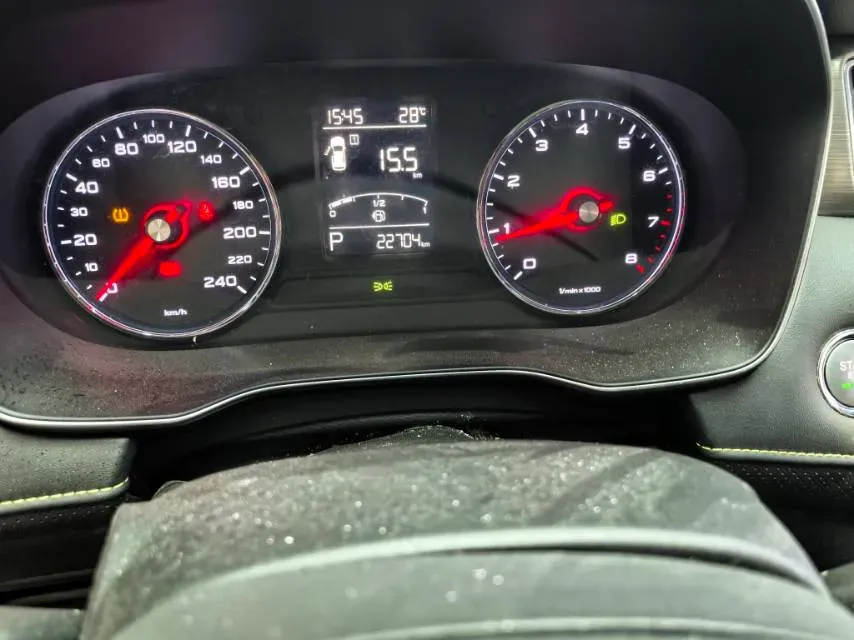 2021 Roewe RX5 1.5T 173HP L4 7DCT,autocango,china used car exporter,china ev exporter,chinese used car exporter,chinese used ev exporter