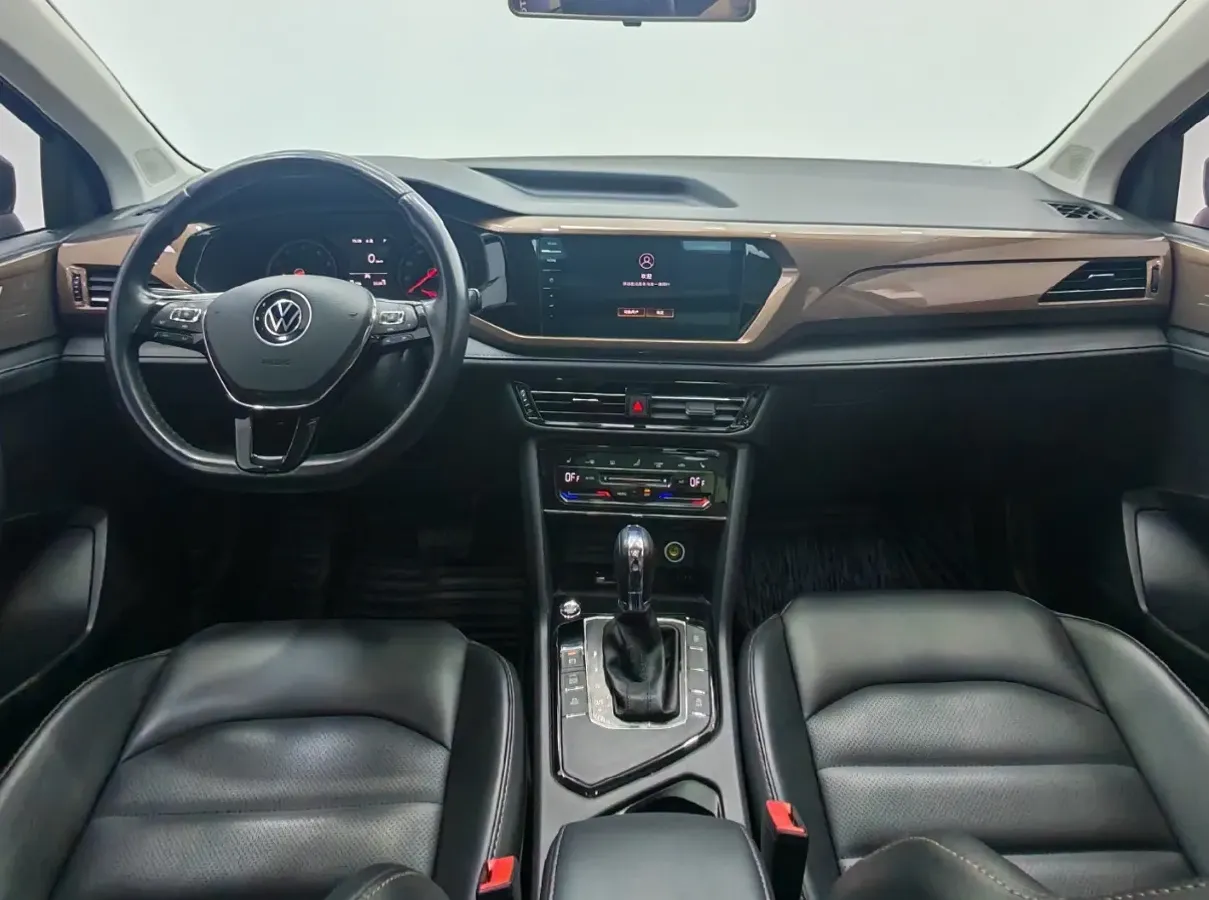 2021 Volkswagen Tharu 1.4T 150HP L4 7DCT,autocango,china used car exporter,china ev exporter,chinese used car exporter,chinese used ev exporter