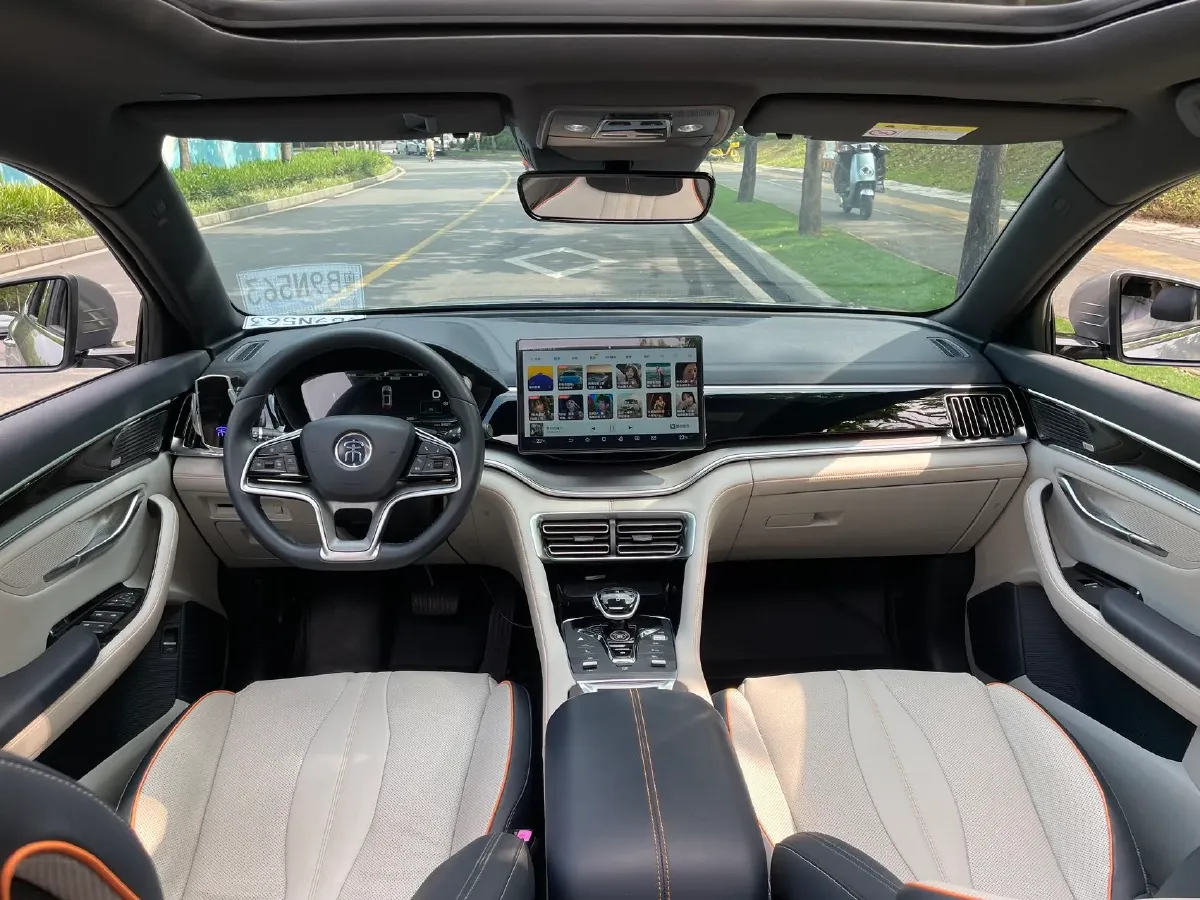 2022 Hyundai Tucson 2.0L 150HP L4 6AT Hybrid,autocango,china used car exporter,china ev exporter,chinese used car exporter,chinese used ev exporter