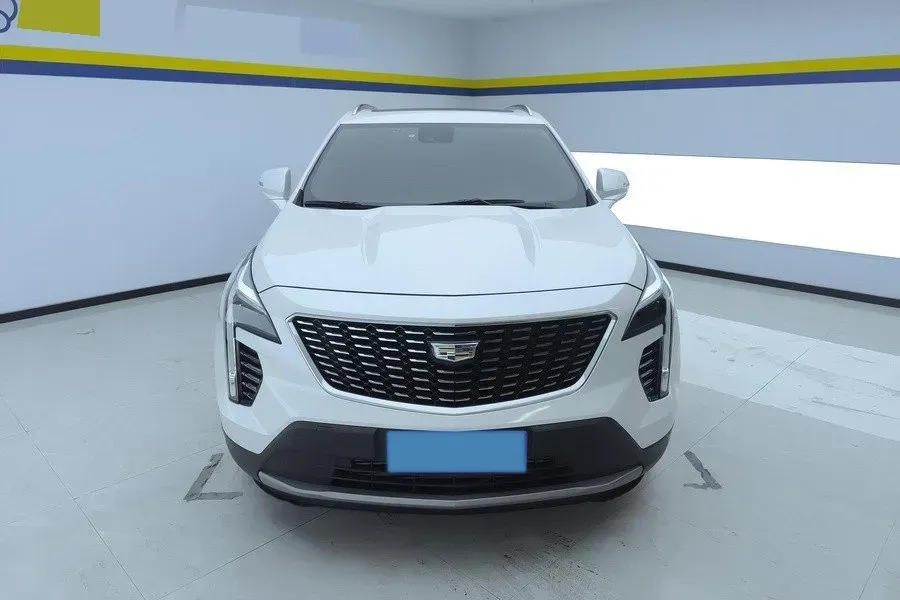 2022 Cadillac XT4 2.0T 237HP L4 9AT,autocango,china used car exporter,china ev exporter,chinese used car exporter,chinese used ev exporter