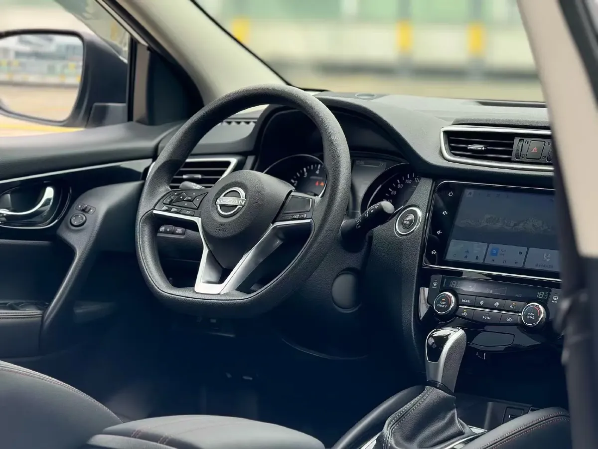 2023 Iveco DeYi 2.5T 122HP L4 6AT,autocango,china used car exporter,china ev exporter,chinese used car exporter,chinese used ev exporter