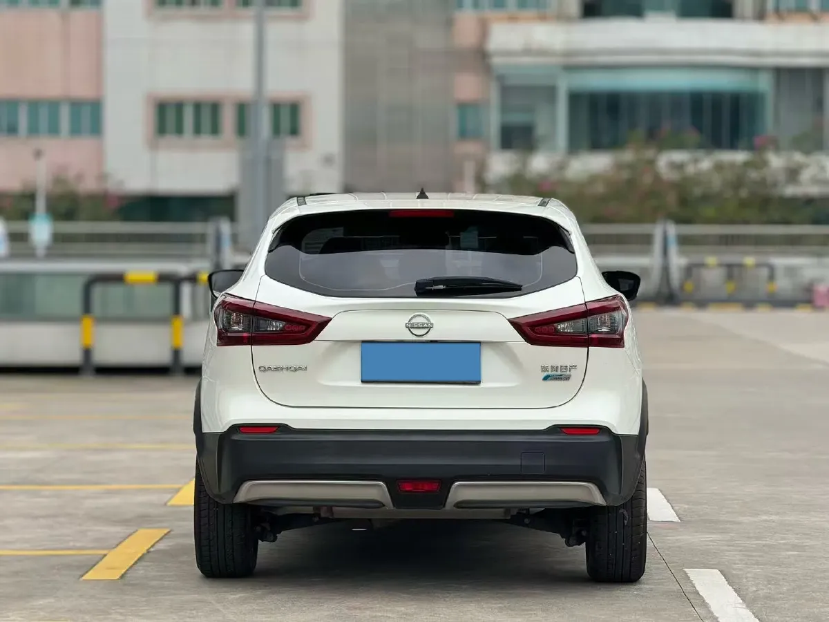 2023 Iveco DeYi 2.5T 122HP L4 6AT,autocango,china used car exporter,china ev exporter,chinese used car exporter,chinese used ev exporter