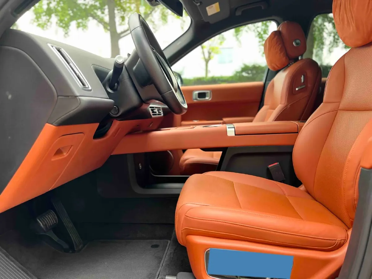 2022 Li L9 Range Extended 154HP REEV 42.6KWH,autocango,china used car exporter,china ev exporter,chinese used car exporter,chinese used ev exporter