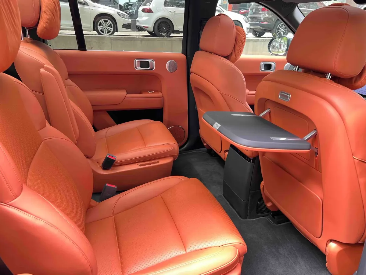 2022 Li L9 Range Extended 154HP REEV 42.6KWH,autocango,china used car exporter,china ev exporter,chinese used car exporter,chinese used ev exporter