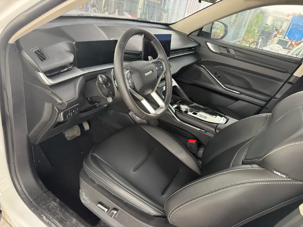 2024 Haval H6 1.5T 184HP L4 7DCT,autocango,china used car exporter,china ev exporter,chinese used car exporter,chinese used ev exporter