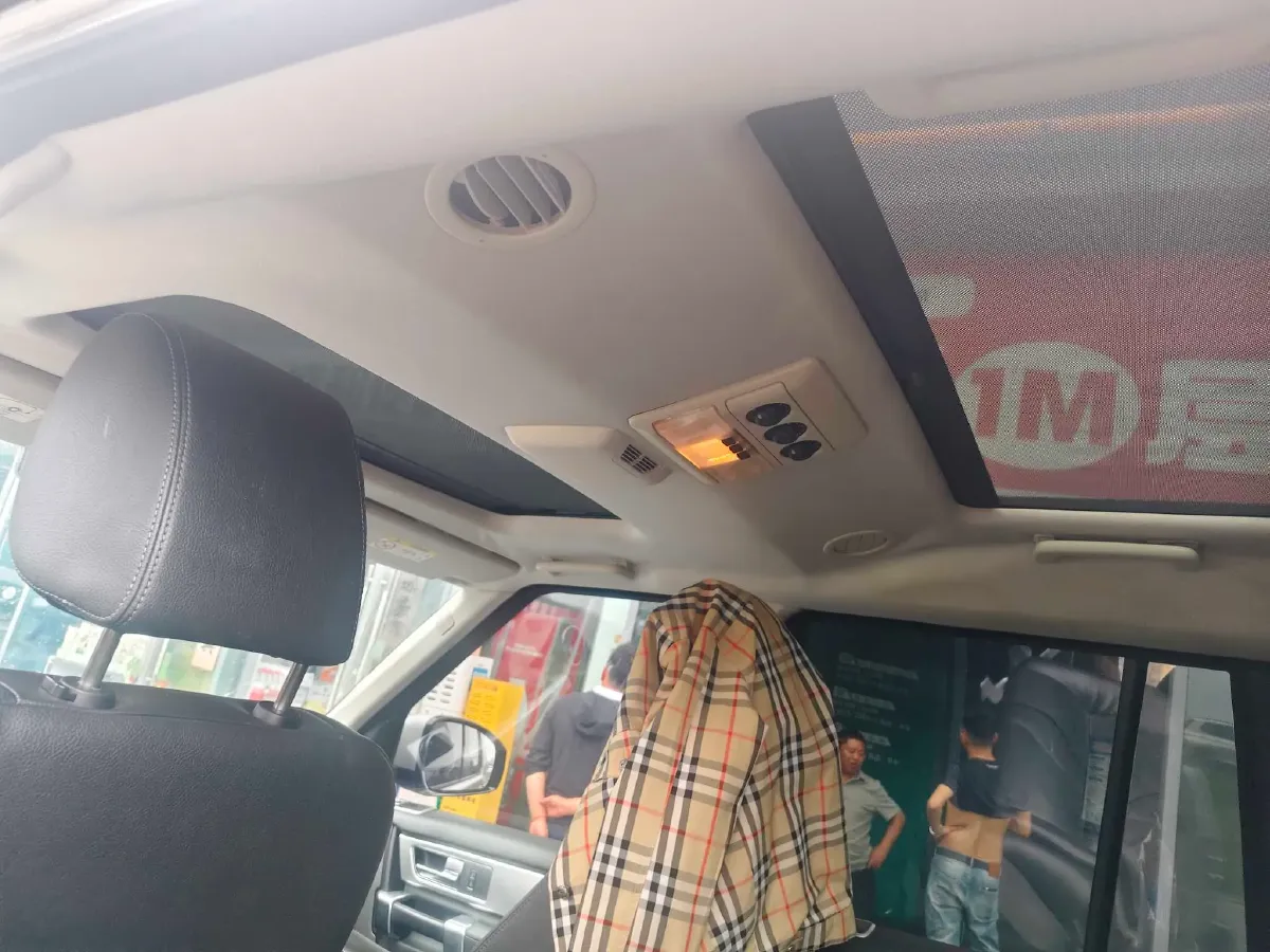 2016 Land Rover Discovery 3.0T 340HP V6 8AT,autocango,china used car exporter,china ev exporter,chinese used car exporter,chinese used ev exporter