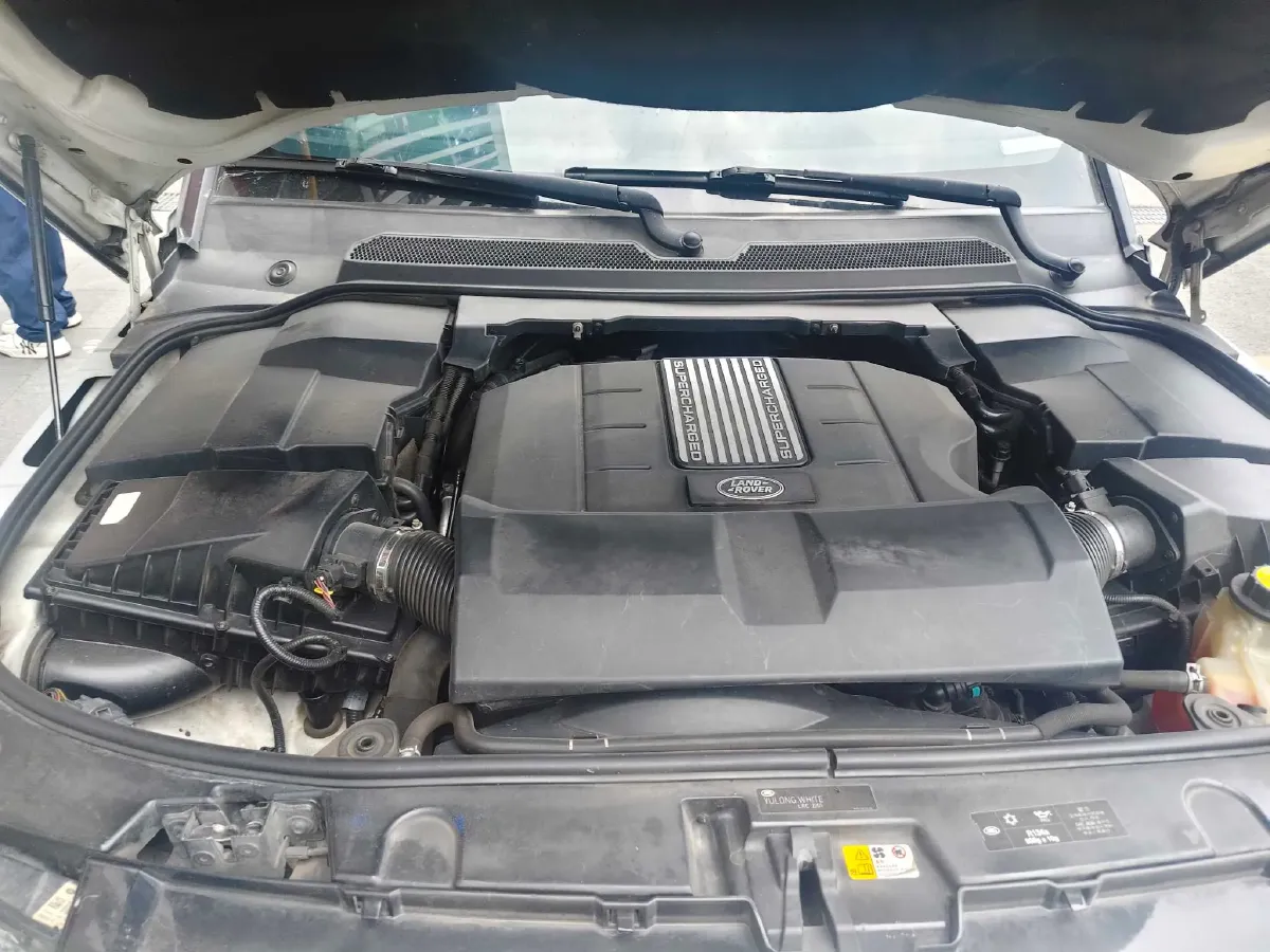 2016 Land Rover Discovery 3.0T 340HP V6 8AT,autocango,china used car exporter,china ev exporter,chinese used car exporter,chinese used ev exporter