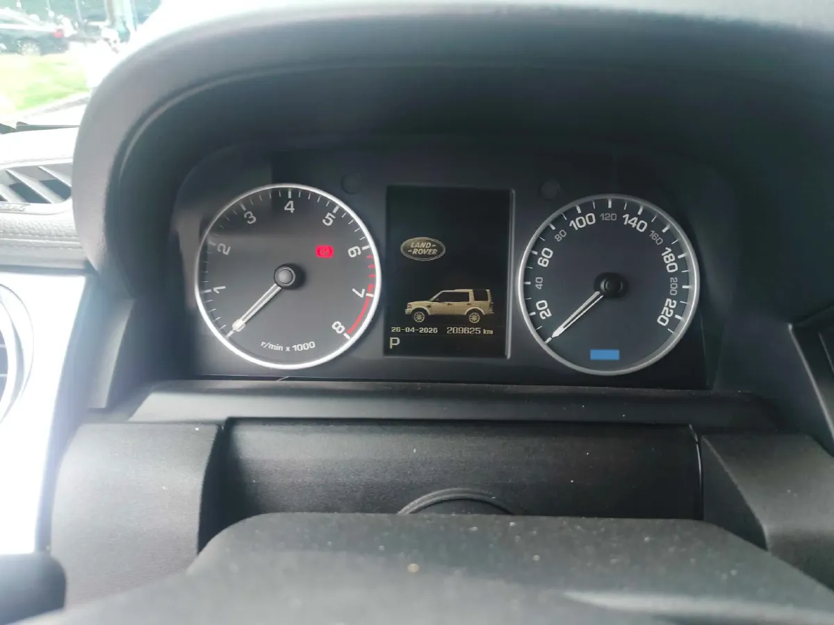 2016 Land Rover Discovery 3.0T 340HP V6 8AT,autocango,china used car exporter,china ev exporter,chinese used car exporter,chinese used ev exporter