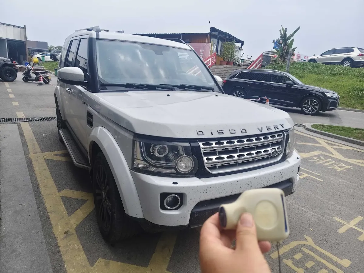 2016 Land Rover Discovery 3.0T 340HP V6 8AT,autocango,china used car exporter,china ev exporter,chinese used car exporter,chinese used ev exporter