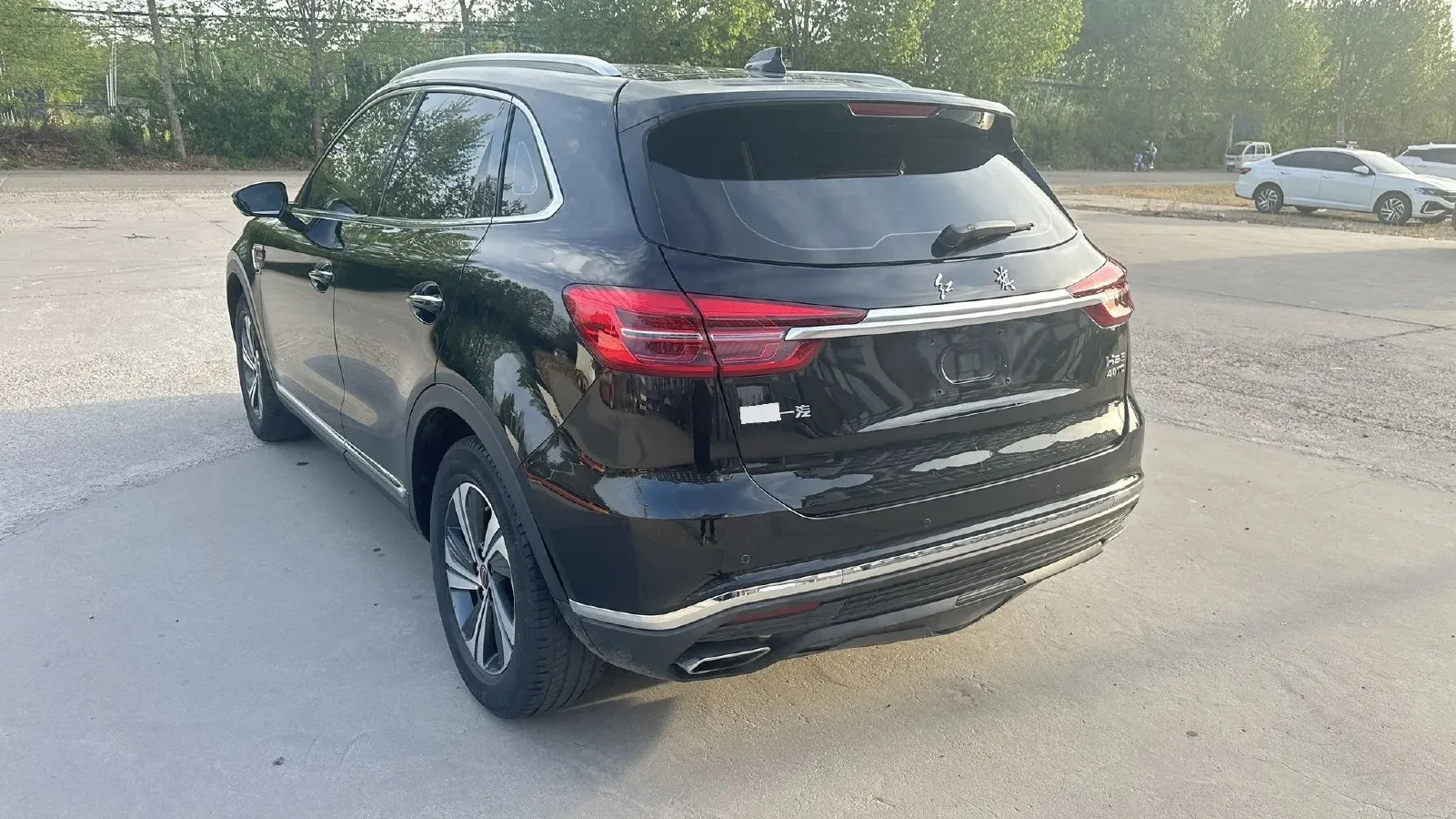 2022 HongQi HS5 2.0T 224HP L4 6AT,autocango,china used car exporter,china ev exporter,chinese used car exporter,chinese used ev exporter