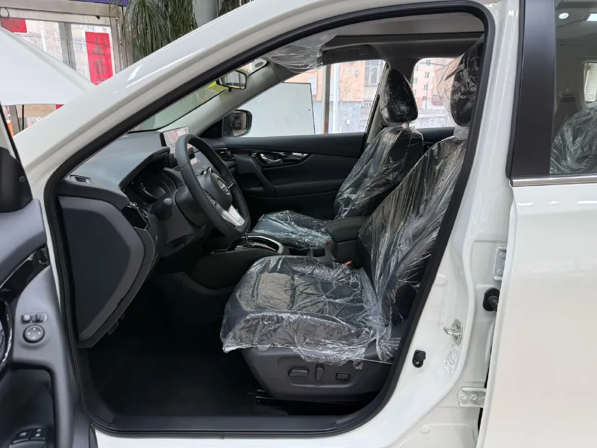 2025 Nissan X-Trail 2.0L 151HP L4 CVT,autocango,china used car exporter,china ev exporter,chinese used car exporter,chinese used ev exporter