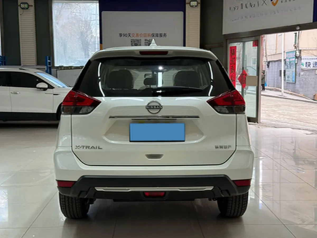 2025 Nissan X-Trail 2.0L 151HP L4 CVT,autocango,china used car exporter,china ev exporter,chinese used car exporter,chinese used ev exporter