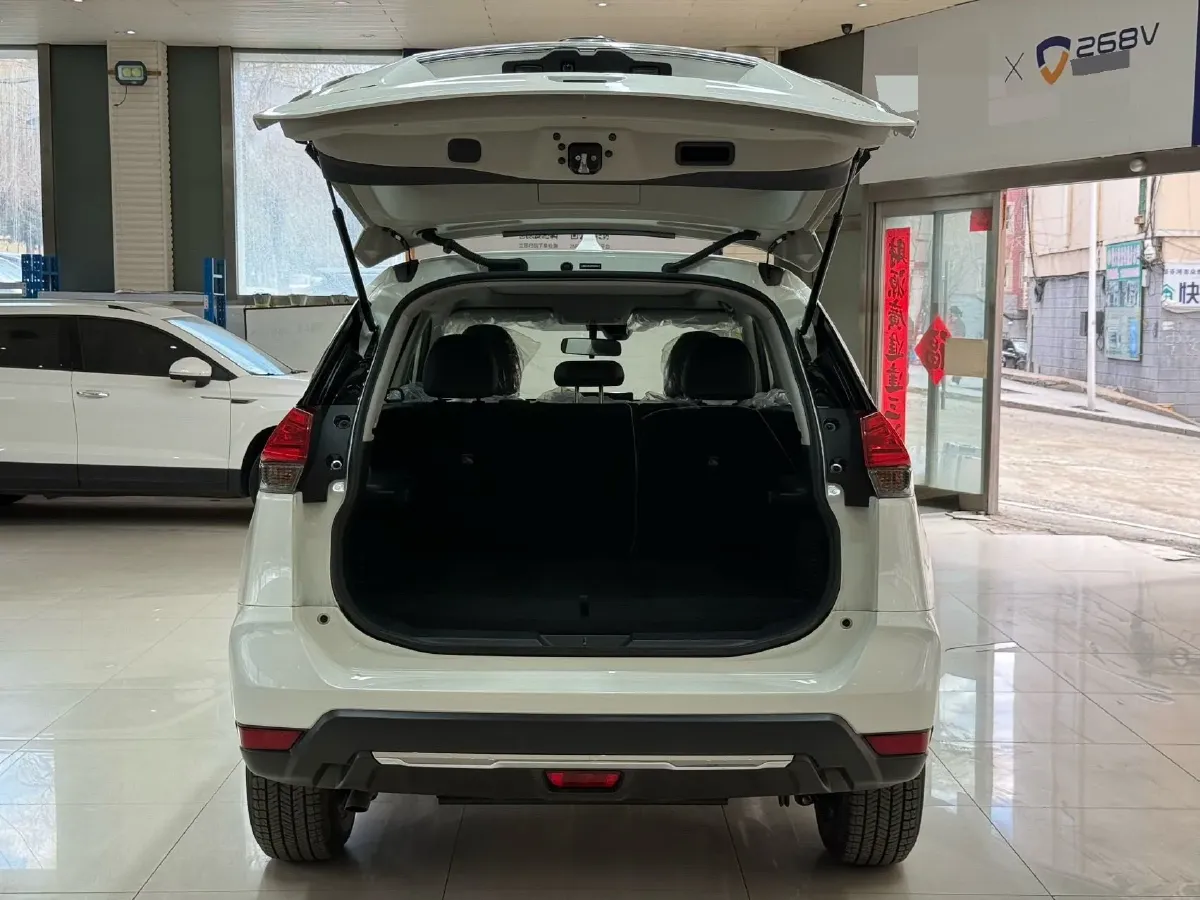 2025 Nissan X-Trail 2.0L 151HP L4 CVT,autocango,china used car exporter,china ev exporter,chinese used car exporter,chinese used ev exporter