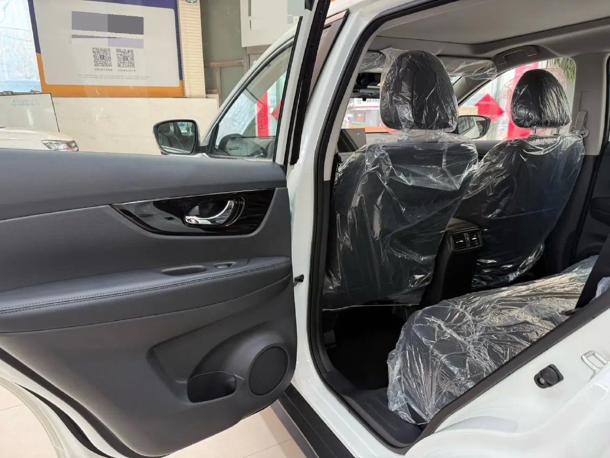 2025 Nissan X-Trail 2.0L 151HP L4 CVT,autocango,china used car exporter,china ev exporter,chinese used car exporter,chinese used ev exporter