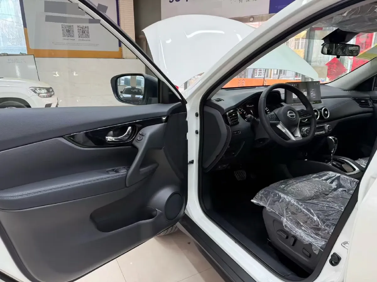 2025 Nissan X-Trail 2.0L 151HP L4 CVT,autocango,china used car exporter,china ev exporter,chinese used car exporter,chinese used ev exporter