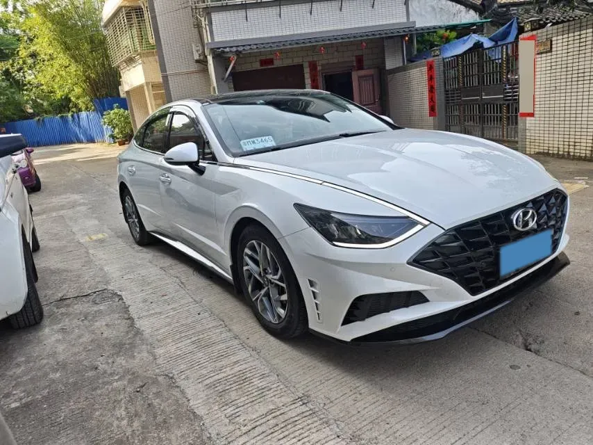 2020 Hyundai Sonata 1.5T 170HP L4 7DCT,autocango,china used car exporter,china ev exporter,chinese used car exporter,chinese used ev exporter