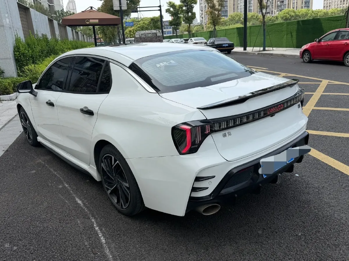 2022 LYNK&CO 03 2.0T 190HP L4 7DCT,autocango,china used car exporter,china ev exporter,chinese used car exporter,chinese used ev exporter