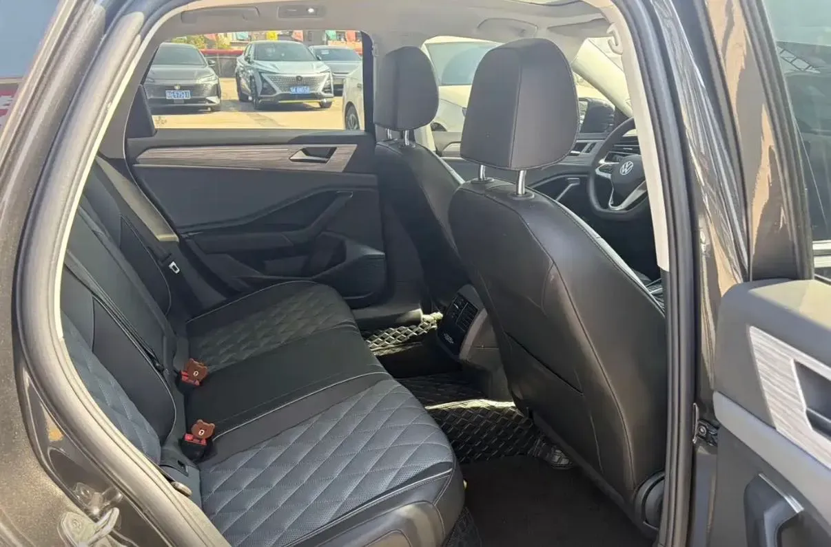 2023 Volkswagen Sagitar 1.4T 150HP L4 7DCT,autocango,china used car exporter,china ev exporter,chinese used car exporter,chinese used ev exporter