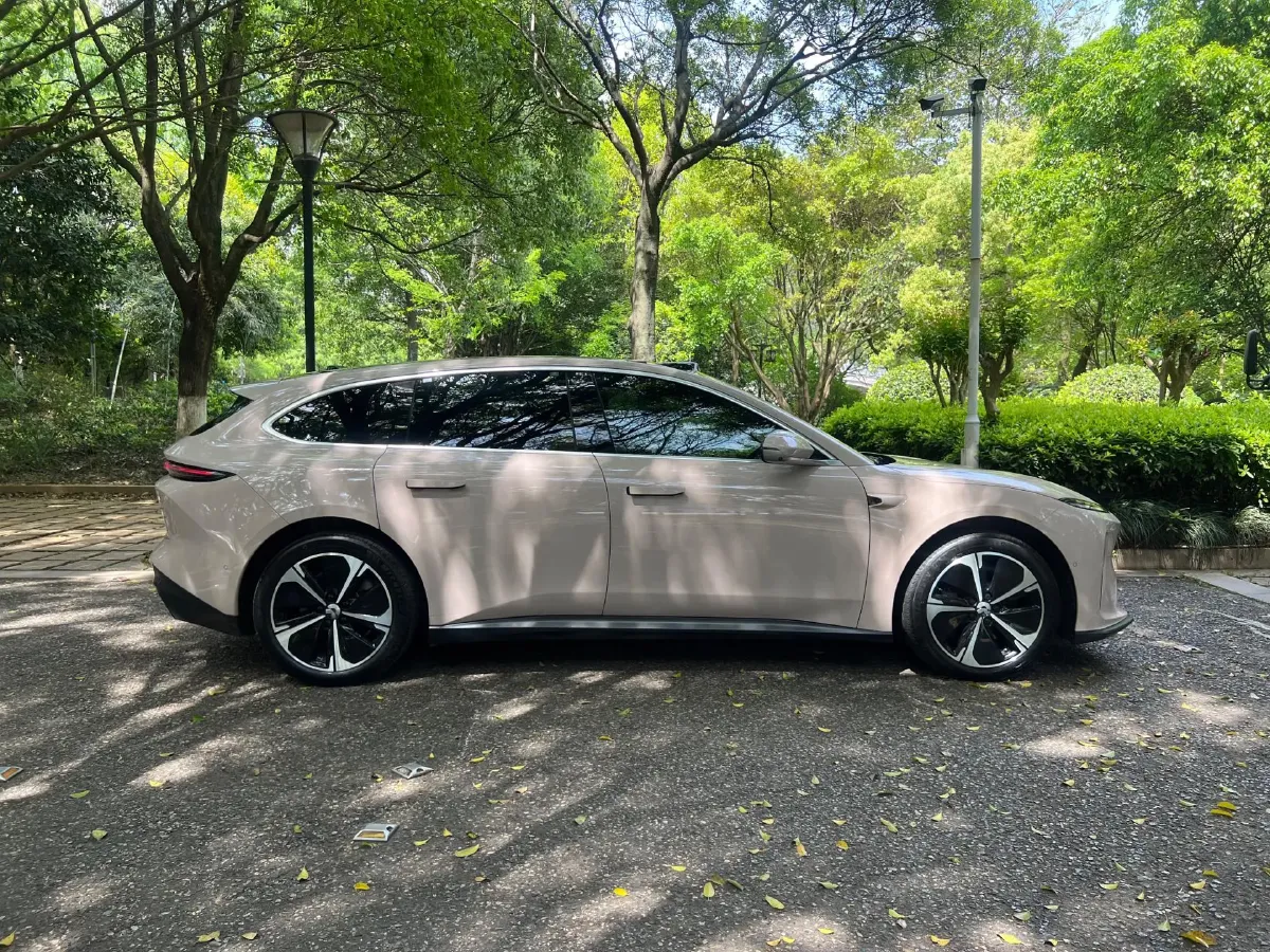 2023 NIO ET5T BEV 75KWH,autocango,china used car exporter,china ev exporter,chinese used car exporter,chinese used ev exporter