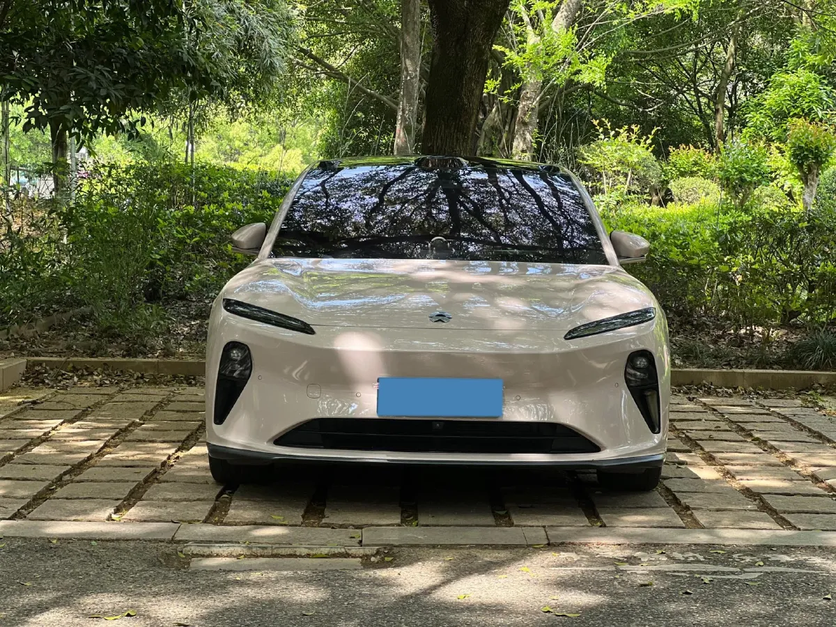 2023 NIO ET5T BEV 75KWH,autocango,china used car exporter,china ev exporter,chinese used car exporter,chinese used ev exporter