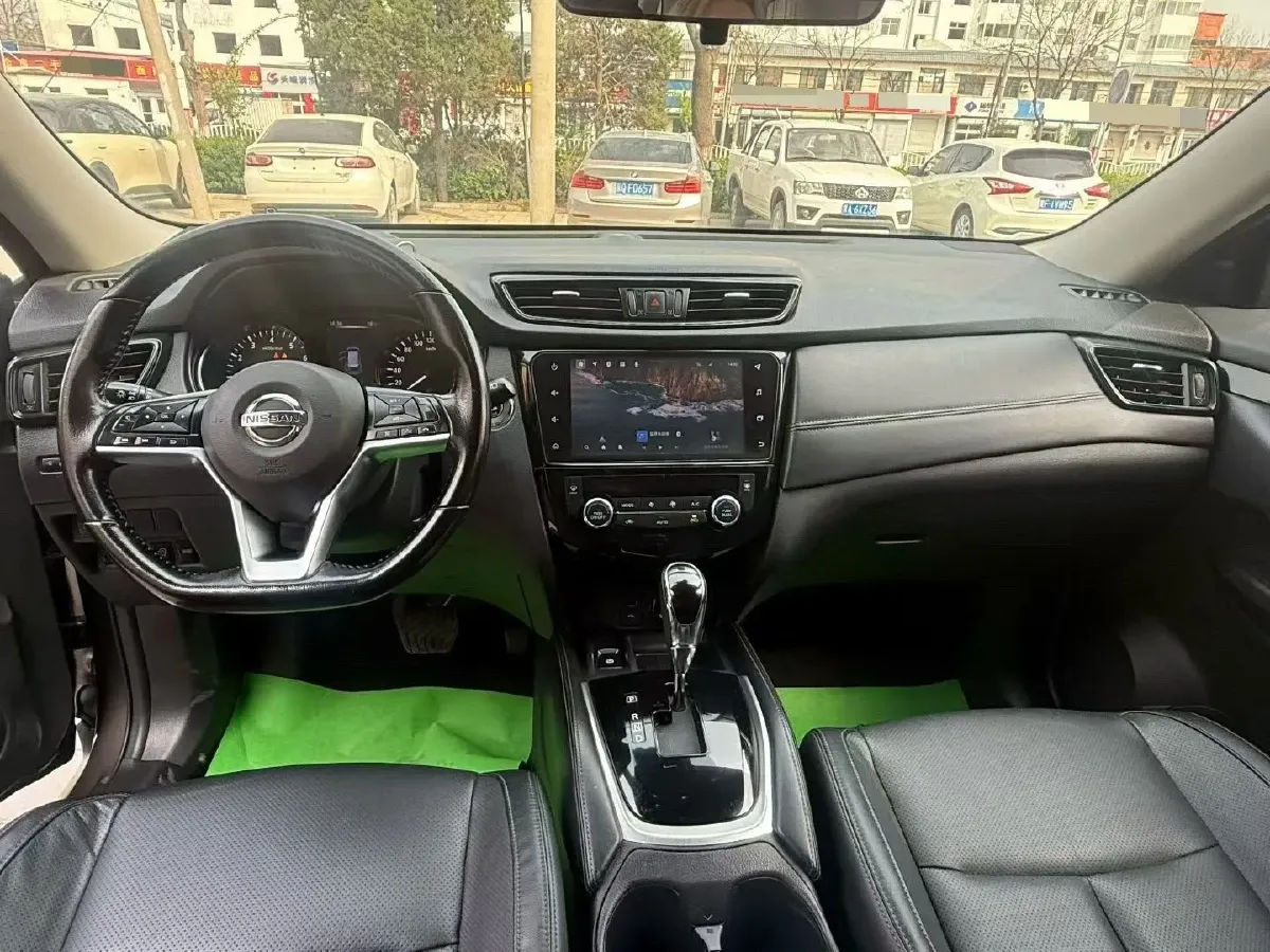 2021 Nissan X-Trail 2.0L 151HP L4 CVT,autocango,china used car exporter,china ev exporter,chinese used car exporter,chinese used ev exporter
