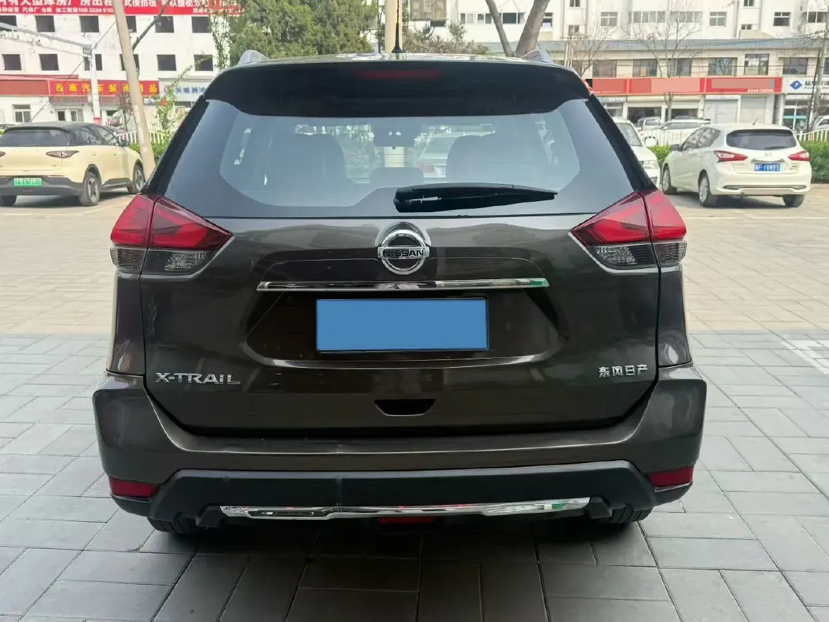 2021 Nissan X-Trail 2.0L 151HP L4 CVT,autocango,china used car exporter,china ev exporter,chinese used car exporter,chinese used ev exporter