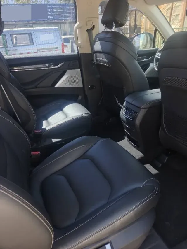 2017 MAXUS D90 2.0T 224HP L4 6AT,autocango,china used car exporter,china ev exporter,chinese used car exporter,chinese used ev exporter