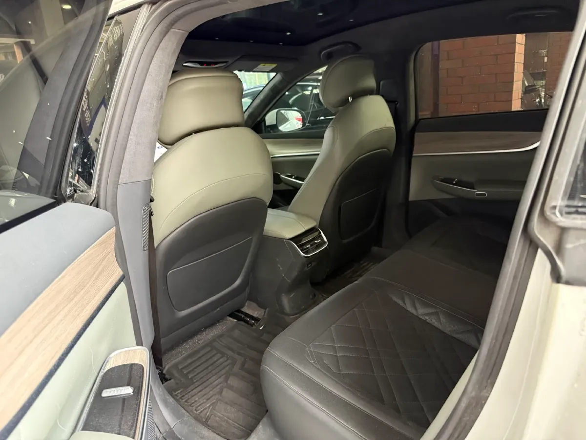 2023 ChangAn QiYuan A07 1.5L 95HP L4 REEV 28.4KWH,autocango,china used car exporter,china ev exporter,chinese used car exporter,chinese used ev exporter