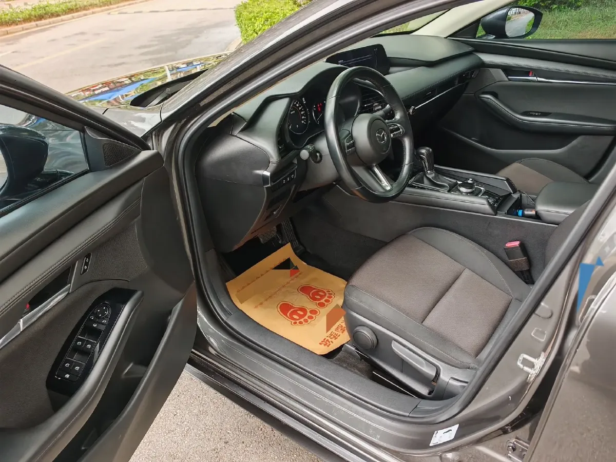 2022 Mazda 3 Axela 2.0L 158HP L4 6AT,autocango,china used car exporter,china ev exporter,chinese used car exporter,chinese used ev exporter