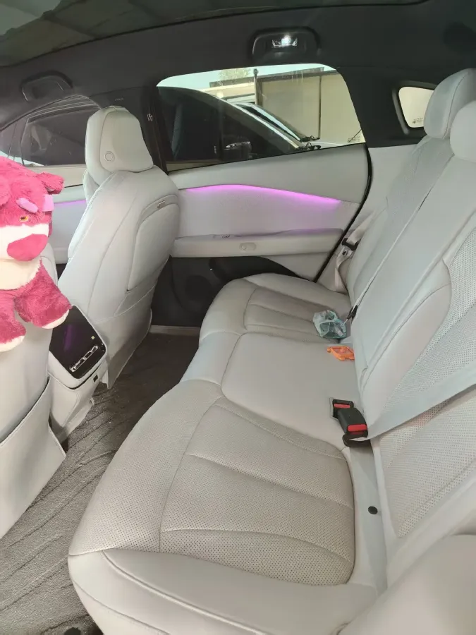 2024 Xpeng P7+ BEV 60.7KWH,autocango,china used car exporter,china ev exporter,chinese used car exporter,chinese used ev exporter