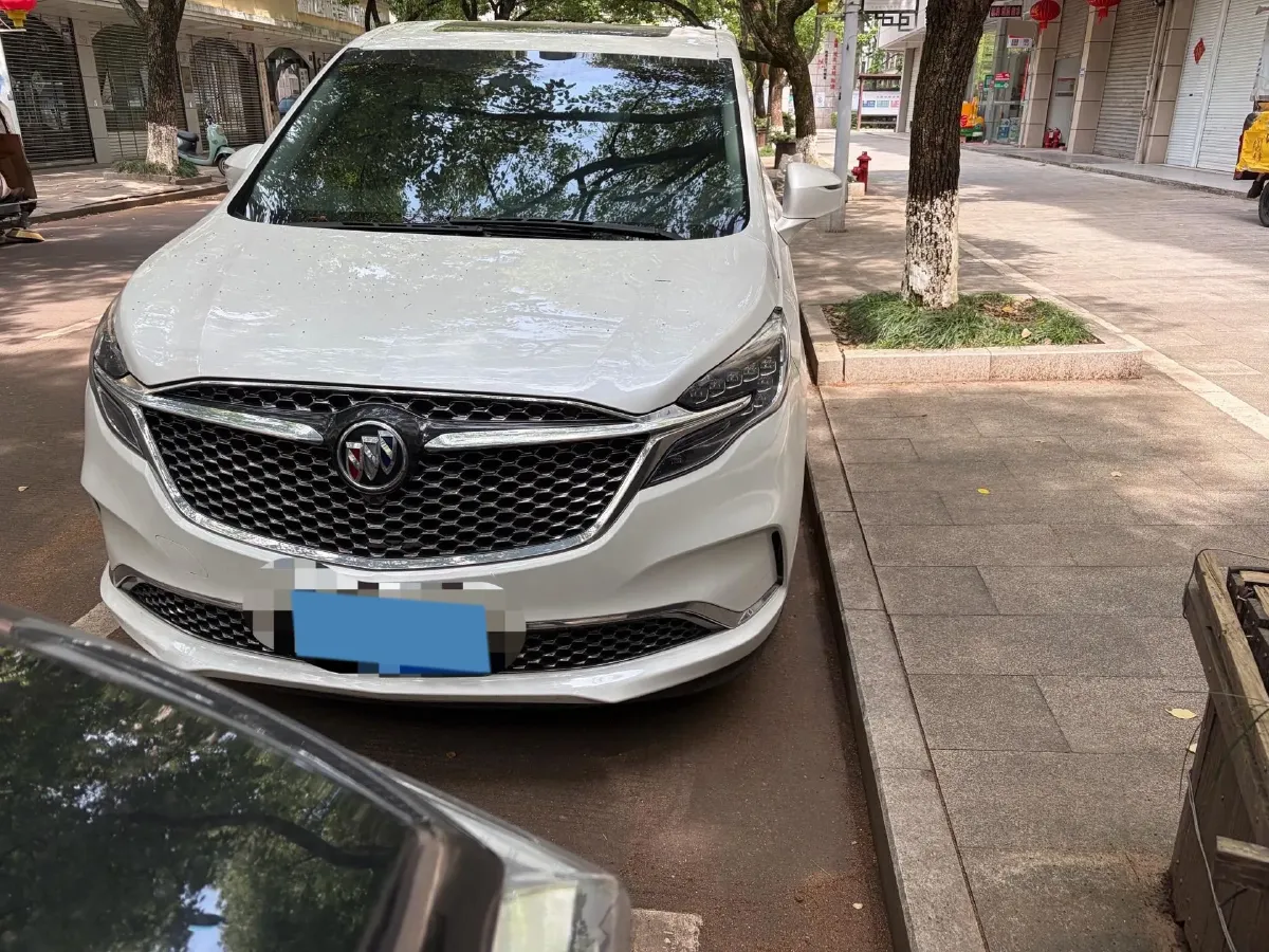 2022 Buick GL8 2.0T 237HP L4 9AT,autocango,china used car exporter,china ev exporter,chinese used car exporter,chinese used ev exporter