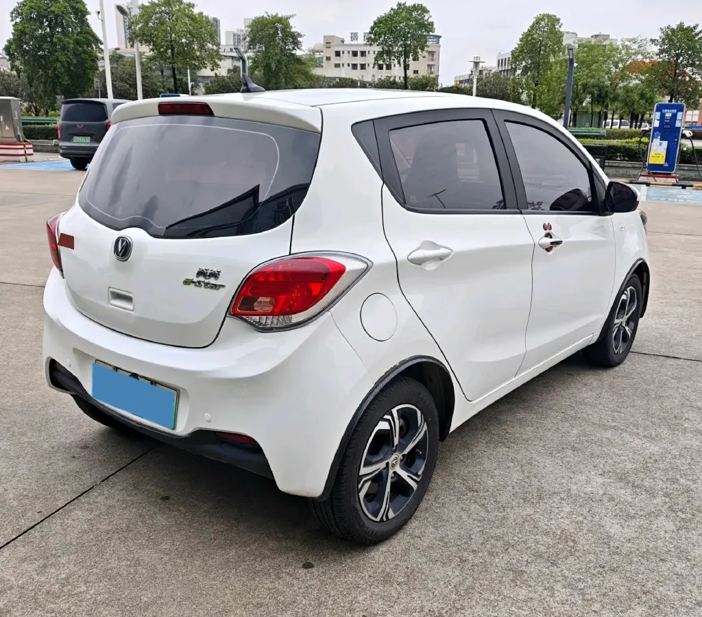 2020 ChangAn BenBen E-Star BEV 32.2KWH,autocango,china used car exporter,china ev exporter,chinese used car exporter,chinese used ev exporter