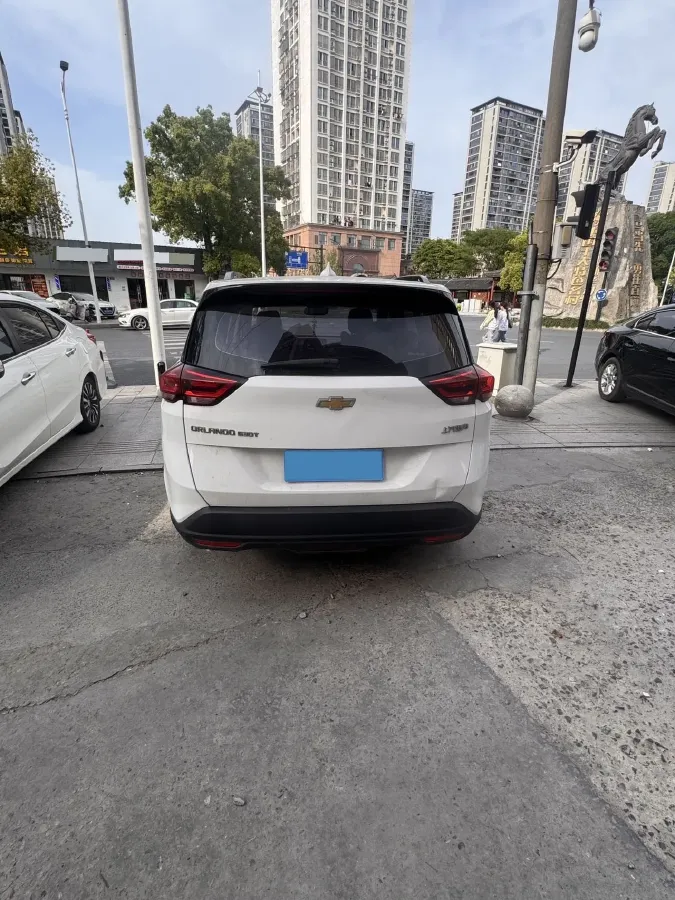 2020 Chevrolet Orlando 1.3T 163HP L3 6AT,autocango,china used car exporter,china ev exporter,chinese used car exporter,chinese used ev exporter
