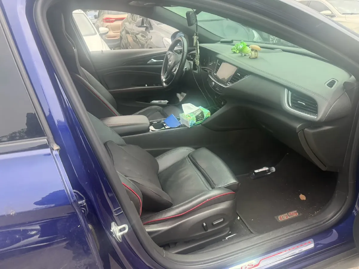 2020 Buick Regal 2.0T 237HP L4 9AT,autocango,china used car exporter,china ev exporter,chinese used car exporter,chinese used ev exporter