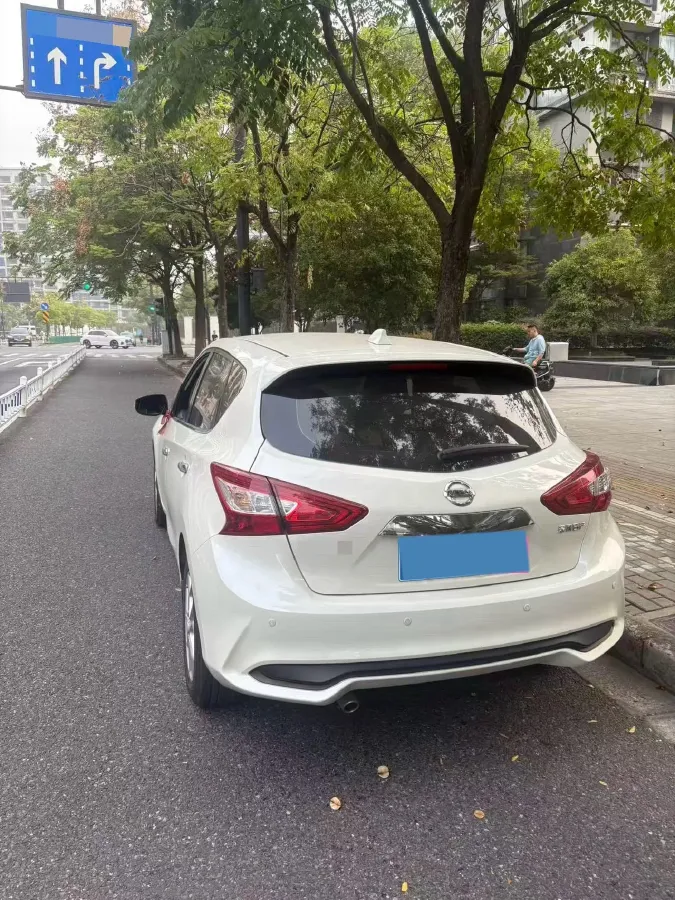 2021 Nissan Tiida 1.6L 122HP L4 CVT,autocango,china used car exporter,china ev exporter,chinese used car exporter,chinese used ev exporter