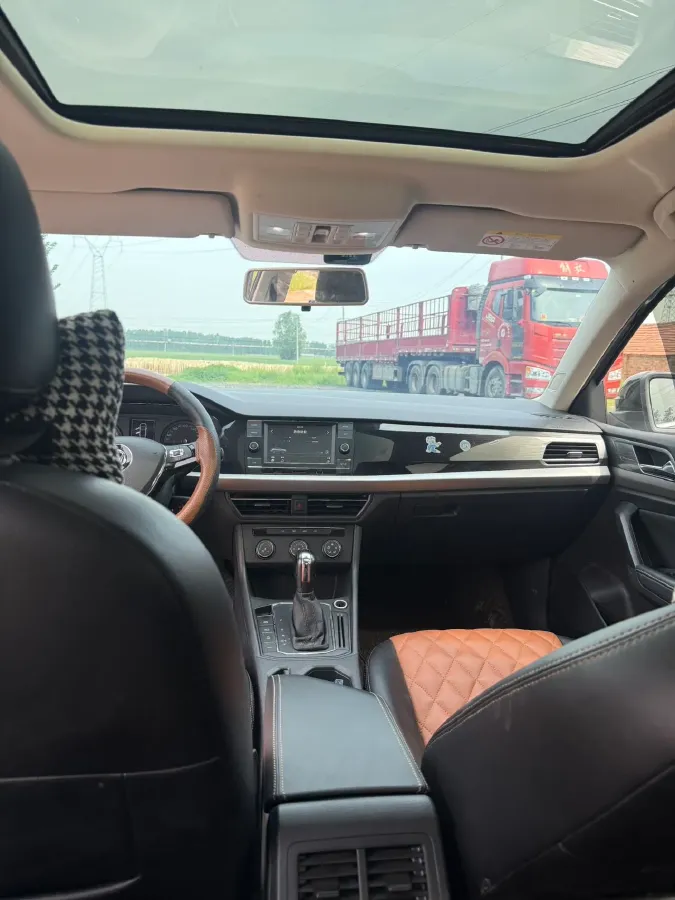 2019 Volkswagen Sagitar 1.2T 116HP L4 7DCT,autocango,china used car exporter,china ev exporter,chinese used car exporter,chinese used ev exporter