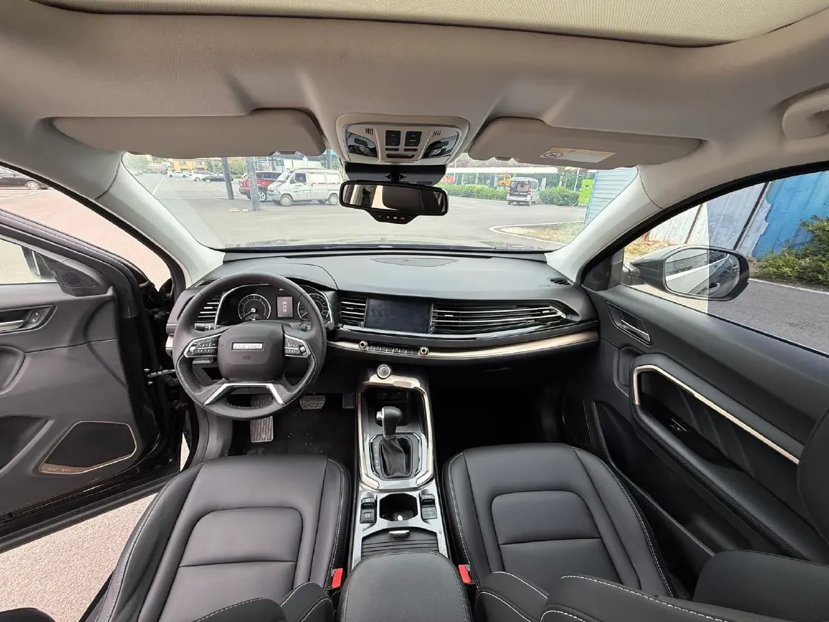 2019 Haval H6 1.5T 169HP L4 7DCT,autocango,china used car exporter,china ev exporter,chinese used car exporter,chinese used ev exporter