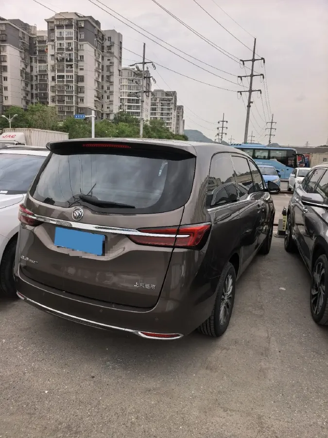 2022 Buick GL8 2.0T 237HP L4 9AT,autocango,china used car exporter,china ev exporter,chinese used car exporter,chinese used ev exporter