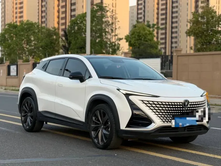 2021 ChangAn UNI-T 1.5T 180HP L4 7DCT,autocango,china used car exporter,china ev exporter,chinese used car exporter,chinese used ev exporter