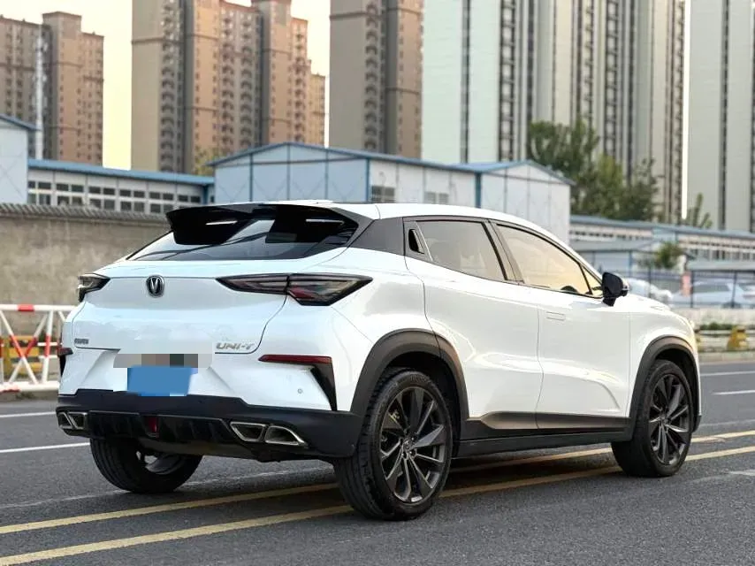 2021 ChangAn UNI-T 1.5T 180HP L4 7DCT,autocango,china used car exporter,china ev exporter,chinese used car exporter,chinese used ev exporter