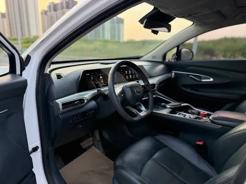 2021 ChangAn UNI-T 1.5T 180HP L4 7DCT,autocango,china used car exporter,china ev exporter,chinese used car exporter,chinese used ev exporter