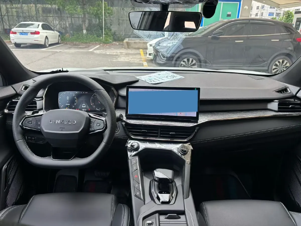 2023 LYNK&CO 06 1.5T 181HP L4 7DCT,autocango,china used car exporter,china ev exporter,chinese used car exporter,chinese used ev exporter