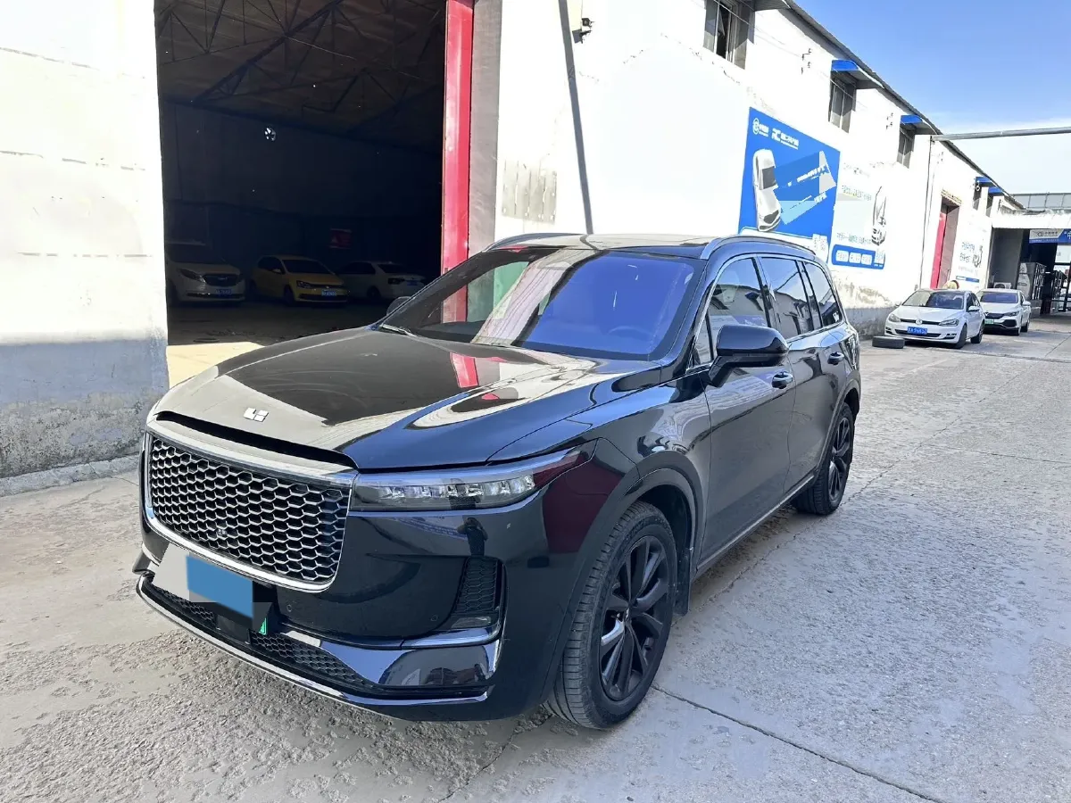 2021 Li ONE Range Extended 131HP REEV 40.5KWH,autocango,china used car exporter,china ev exporter,chinese used car exporter,chinese used ev exporter