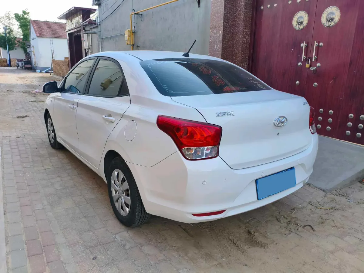 2017 Hyundai Reina 1.4L 95HP L4 5MT,autocango,china used car exporter,china ev exporter,chinese used car exporter,chinese used ev exporter