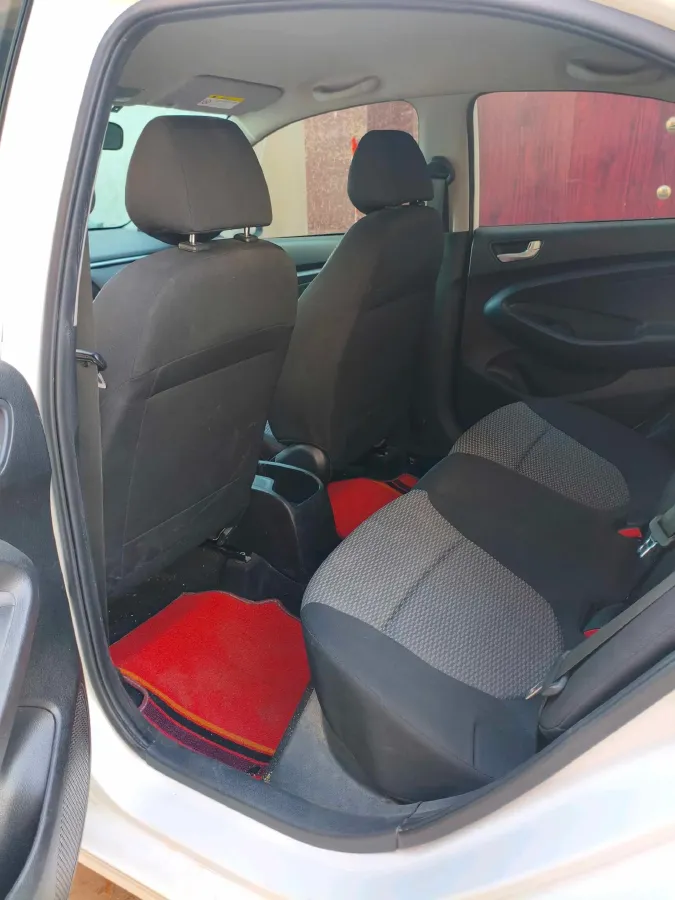 2017 Hyundai Reina 1.4L 95HP L4 5MT,autocango,china used car exporter,china ev exporter,chinese used car exporter,chinese used ev exporter