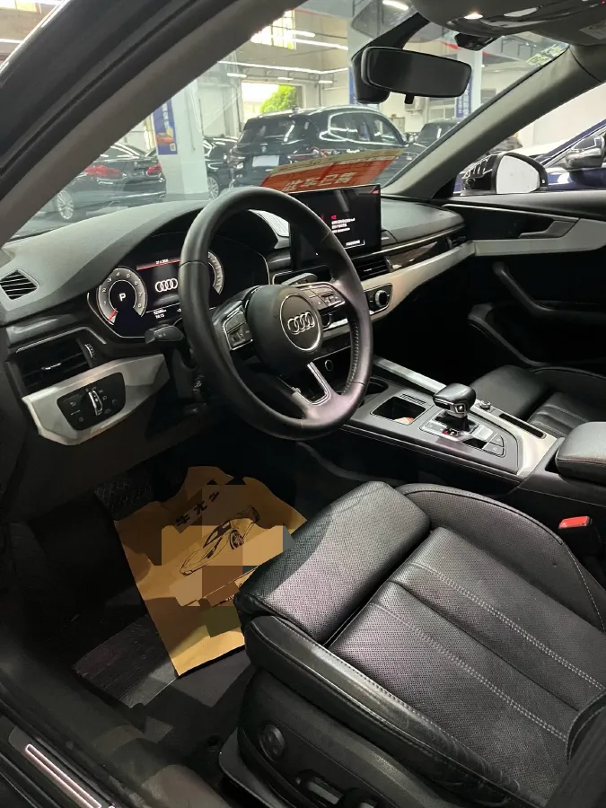 2020 Audi A4L 2.0T 190HP L4 7DCT,autocango,china used car exporter,china ev exporter,chinese used car exporter,chinese used ev exporter